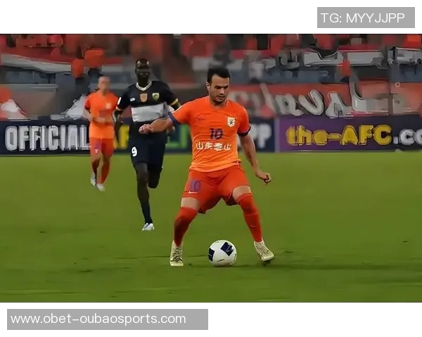 泽卡投诉手球遭裁判驳回VAR回放确认浙江未犯规引争议 泽卡投诉手球遭裁判驳回VAR回放确认浙江未犯规引争议