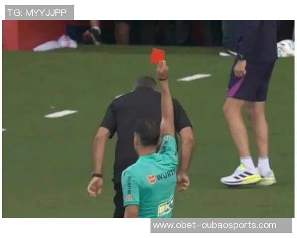 弗里克禁赛引争议他指责德容非裁判遭误解