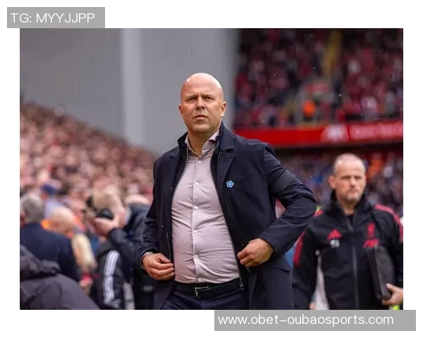 斯洛特谈利物浦实力称联赛外仍可争冠听到无聊评论感到不满